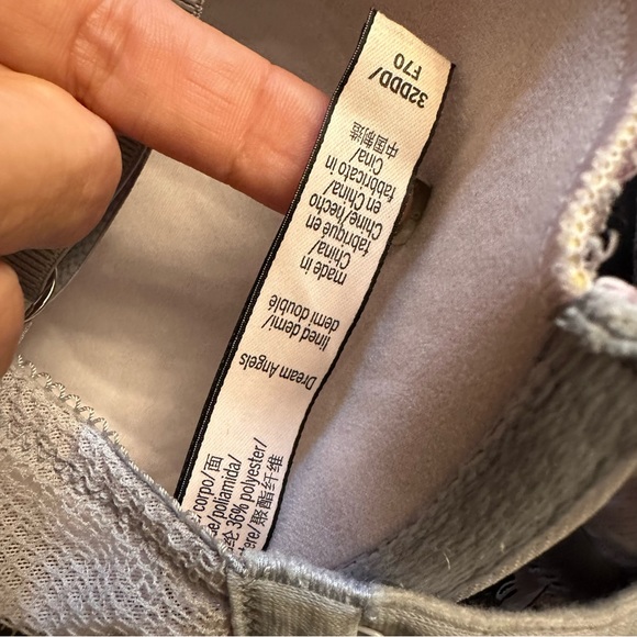 Victoria’s Secret Dream Angels Bra Lacey Lined Demi 32DDD - Picture 3 of 3